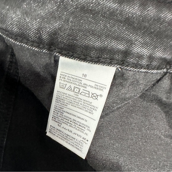 Old Navy Black Power Slim Straight Jeans High Rise 18 - Picture 5 of 7